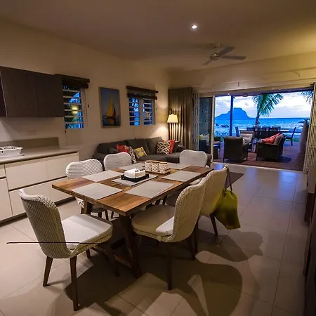 L'Escale 3 Bedrooms Sea View And Beachfront Suite By Dream Escapes Tamarin Exterior photo