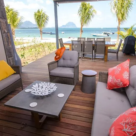 L'Escale 3 Bedrooms Sea View And Beachfront Suite By Dream Escapes Tamarin Exterior photo