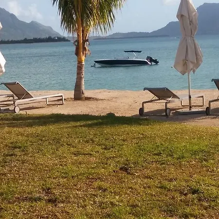 L'Escale 3 Bedrooms Sea View And Beachfront Suite By Dream Escapes Tamarin Exterior photo