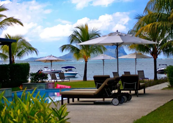 L\'Escale 3 Bedrooms Sea View And Beachfront Suite By Dream Escapes