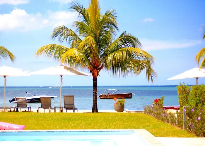 L\'Escale 3 Bedrooms Sea View And Beachfront Suite By Dream Escapes