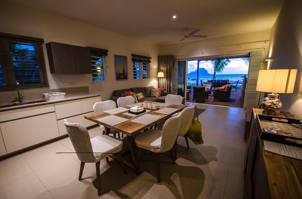 Apartment L'Escale 3 Bedrooms Sea View And Beachfront Suite By Dream Escapes *