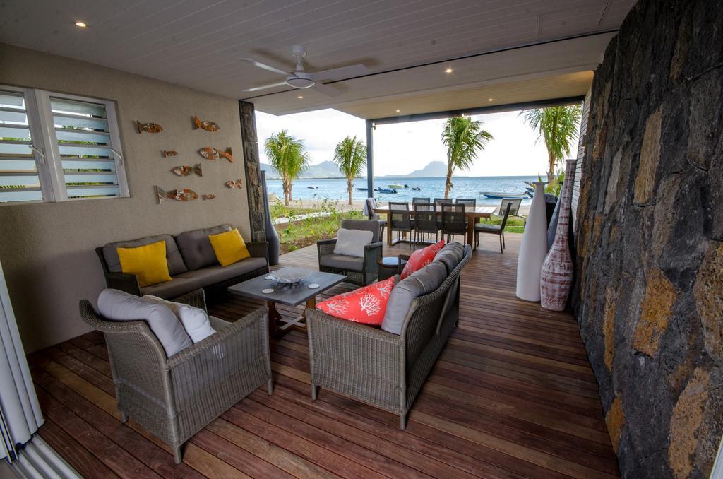 L'escale 3 Bedrooms Sea View And Beachfront By Dream Escapes *