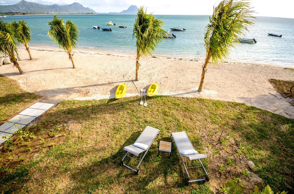 Apartment L'Escale 3 Bedrooms Sea View And Beachfront Suite By Dream Escapes *