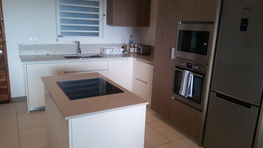 Apartment L'Escale 3 Bedrooms Sea View And Beachfront Suite By Dream Escapes Tamarin