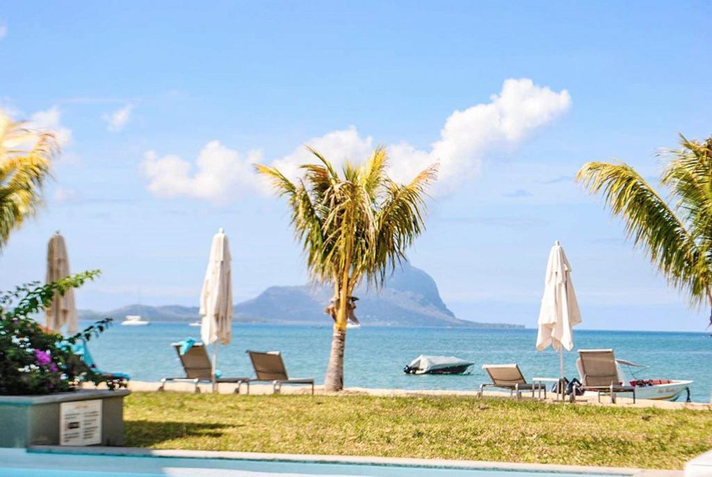 L'Escale 3 Bedrooms Sea View And Beachfront Suite By Dream Escapes *