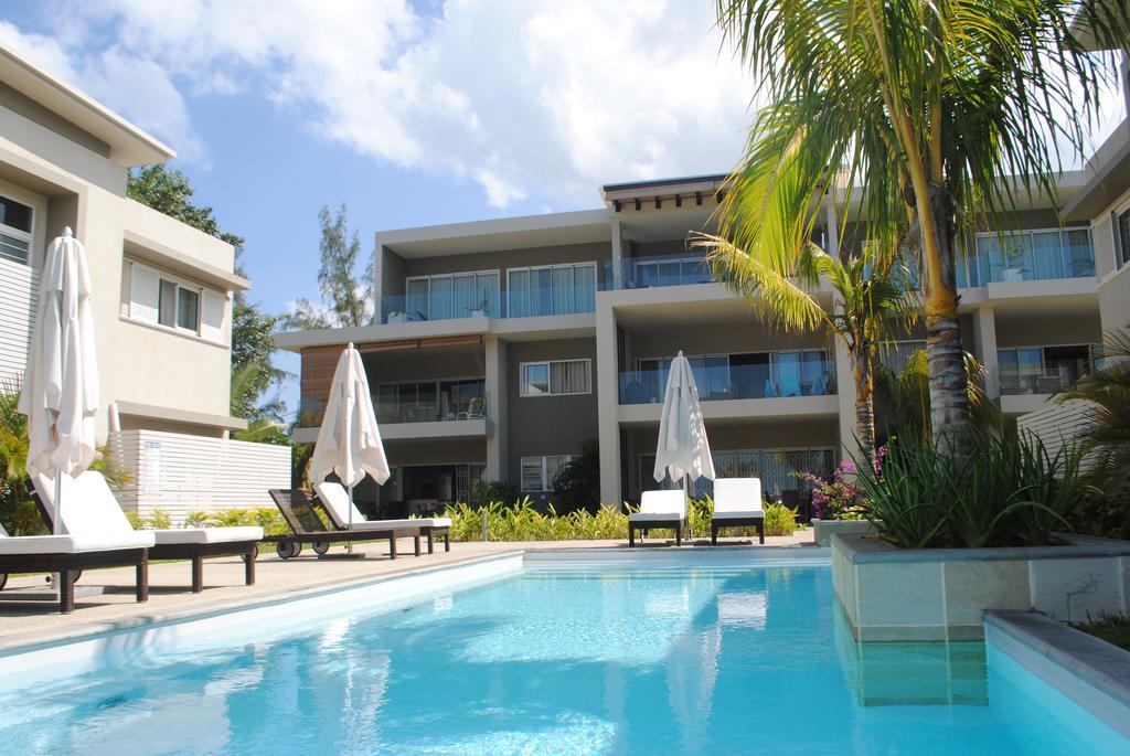 L'Escale 3 Bedrooms Sea View And Beachfront Suite By Dream Escapes