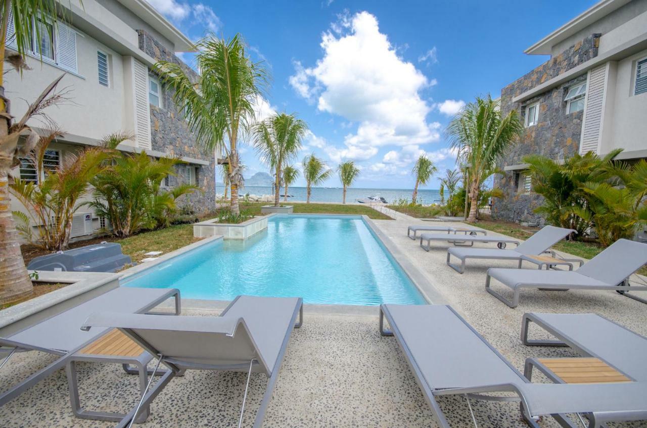 L'Escale 3 Bedrooms Sea View And Beachfront Suite By Dream Escapes *