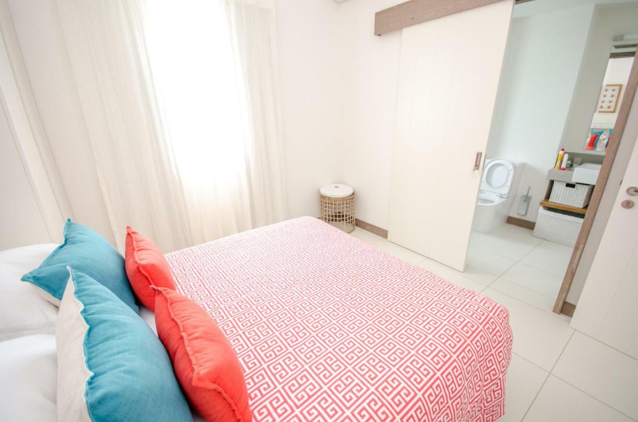 L'Escale 3 Bedrooms Sea View And Beachfront Suite By Dream Escapes *